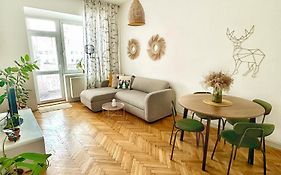 Bright And Central Suite With A Balcony